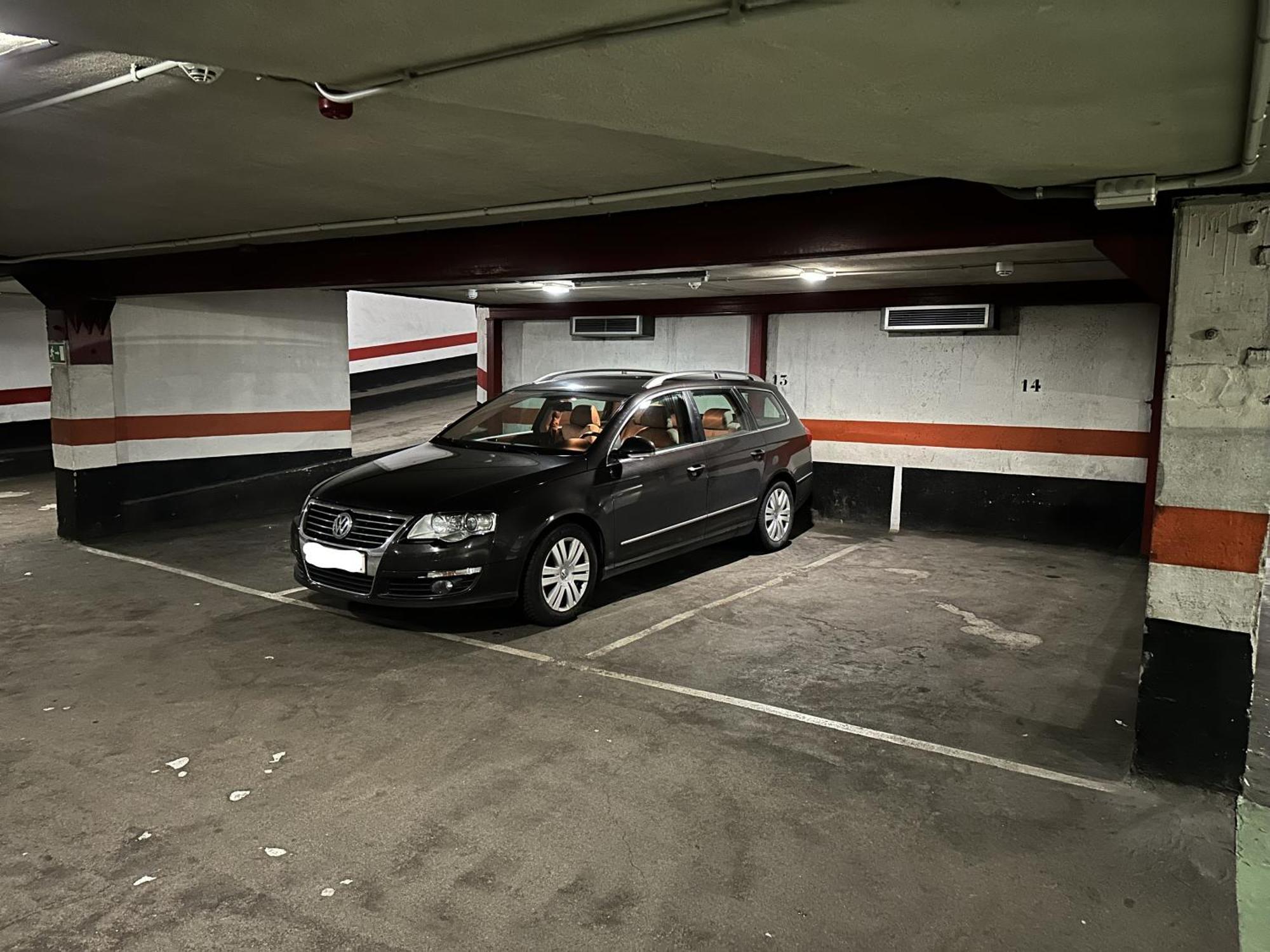 Bilbao Premium With Parking By Aston Rentals Luaran gambar